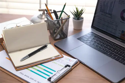 八月份去哪里旅游国外